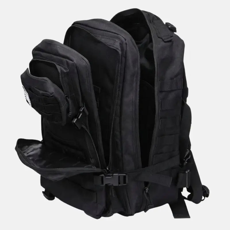 Mochila militar tática Brave Crosbel preta com compartimentos internos para organizar equipamentos