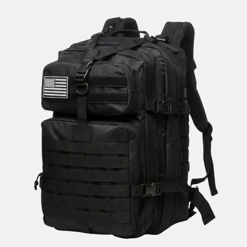 Mochila militar tática Warrior Crosbel preta resistente com sistema MOLLE e bolsos organizadores