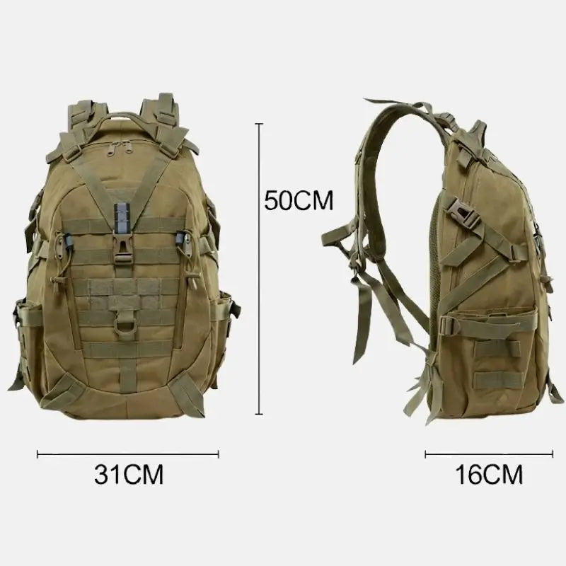 Mochila militar tática Sentinela Crosbel bege compacta com medidas de 50 x 31 x 16 cm